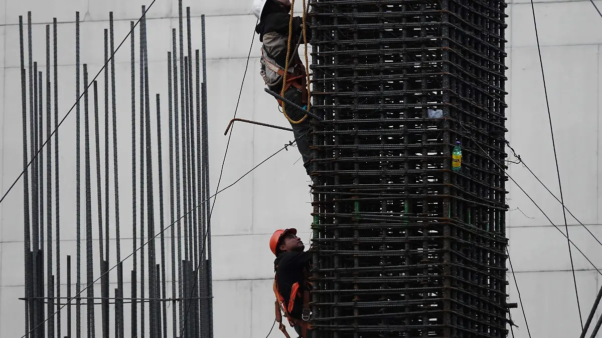 982469_Cotidiana Trabajadores obras_impreso